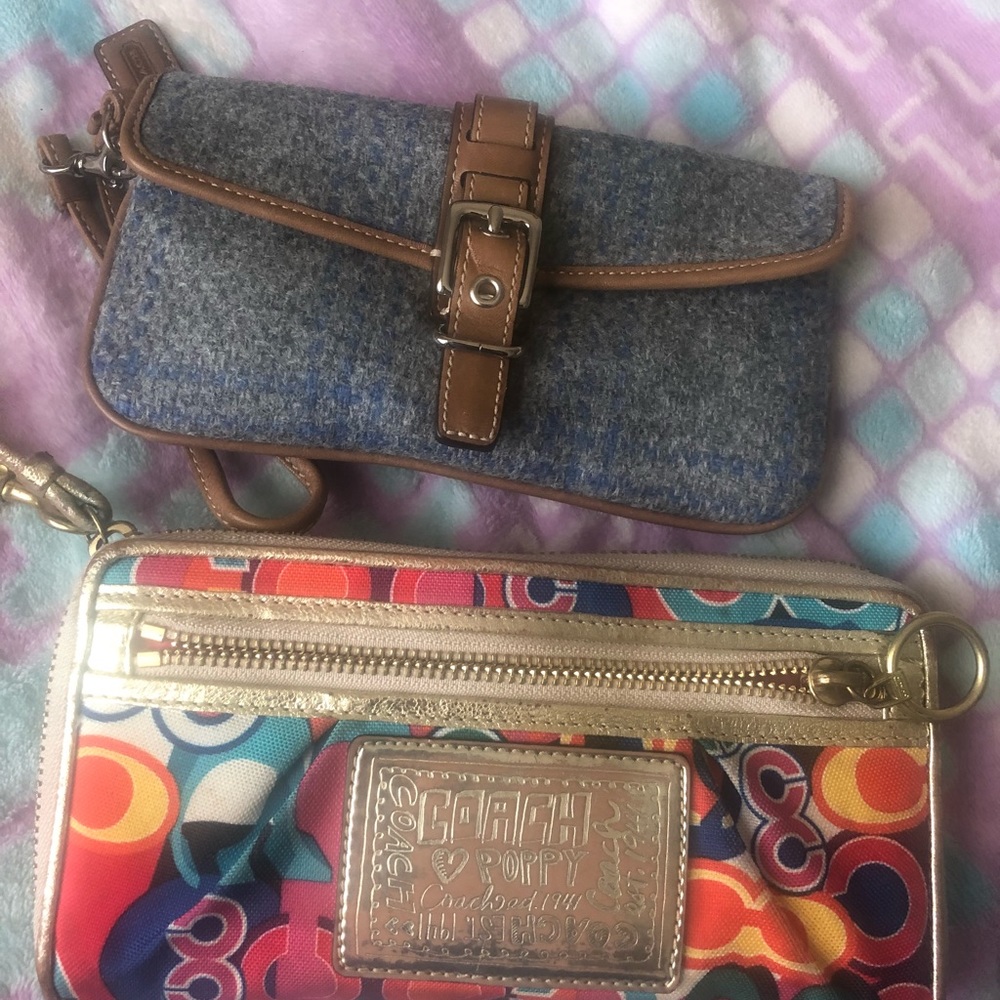 Coach lot of 2 wristlets clutch bag